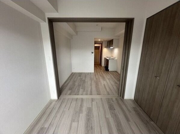 エスリードレジデンス江坂垂水町の物件内観写真